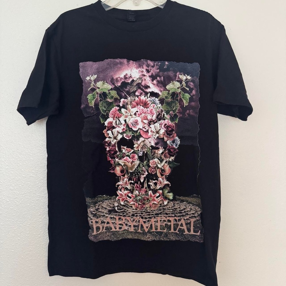 Baby Metal World Tour 2018 tshirt grunge goth metal